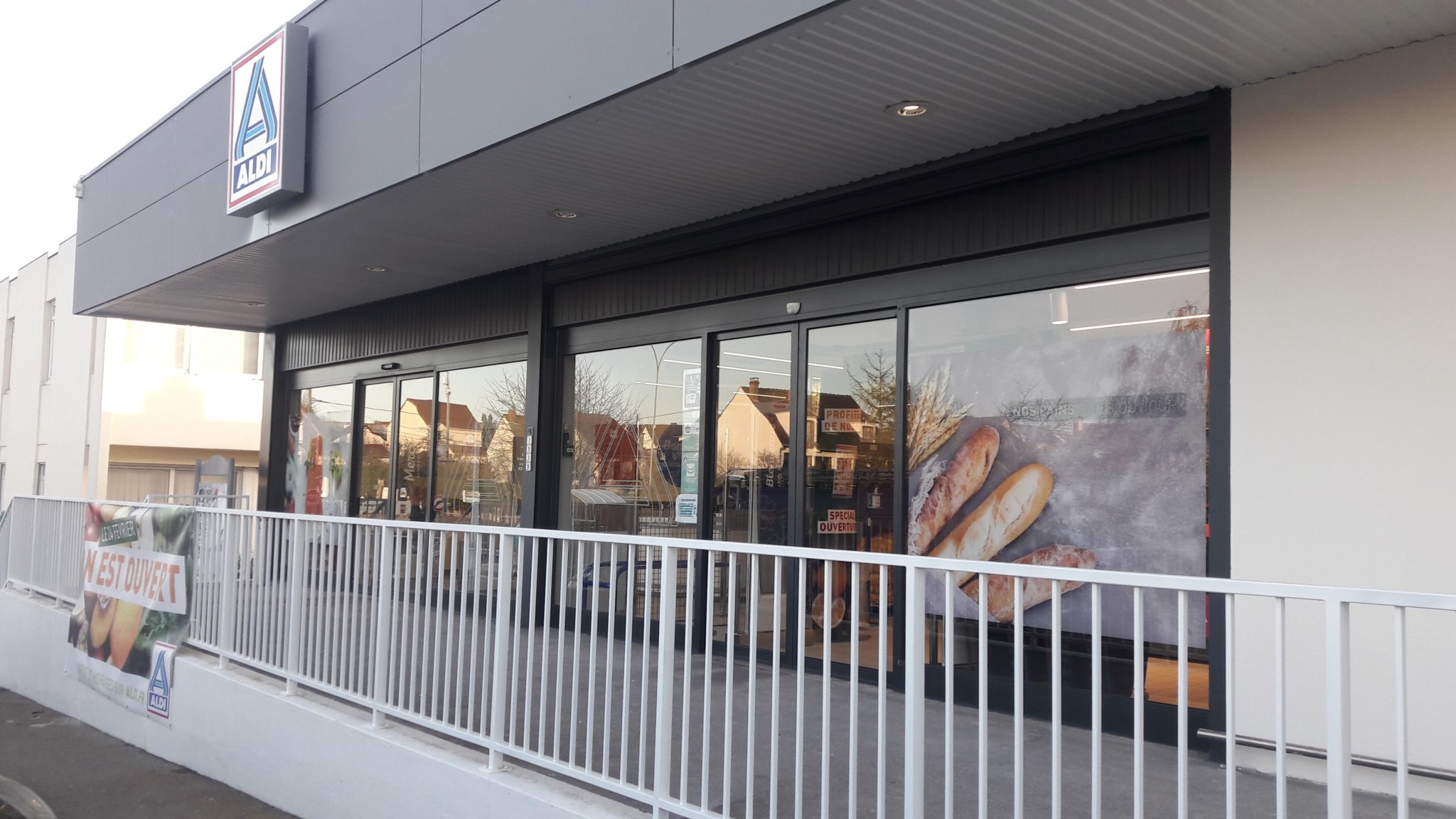 Ouverture du supermarché ALDI à Puiseux en France PuiseuxenFrance Ouverture du supermarché ALDI à Puiseux en France PuiseuxenFrance